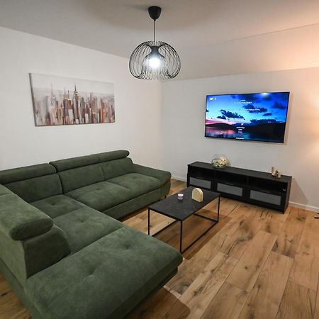 Veliki Apartman Petra Posedarje Esterno foto