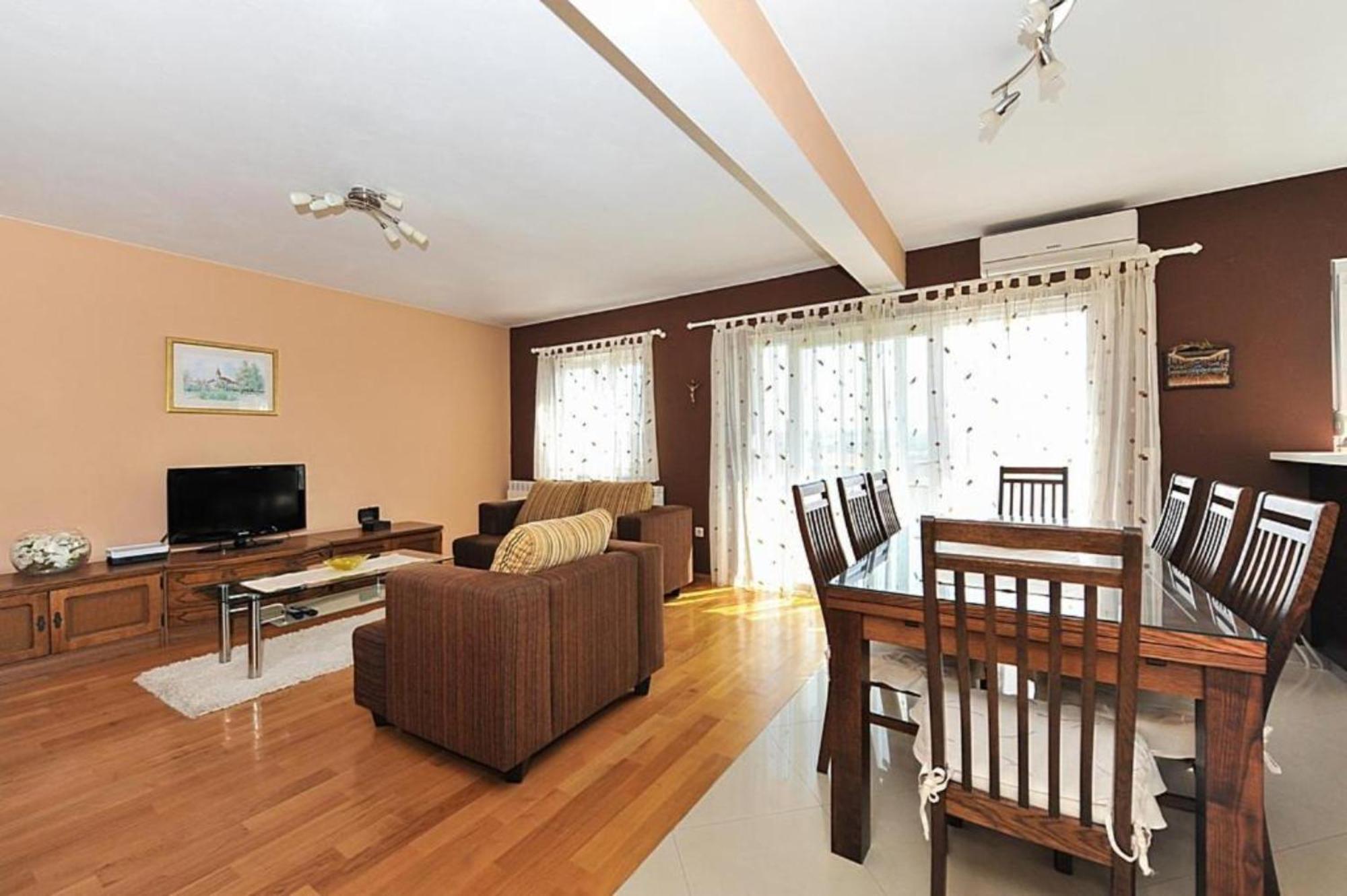 Veliki Apartman Petra Posedarje Esterno foto