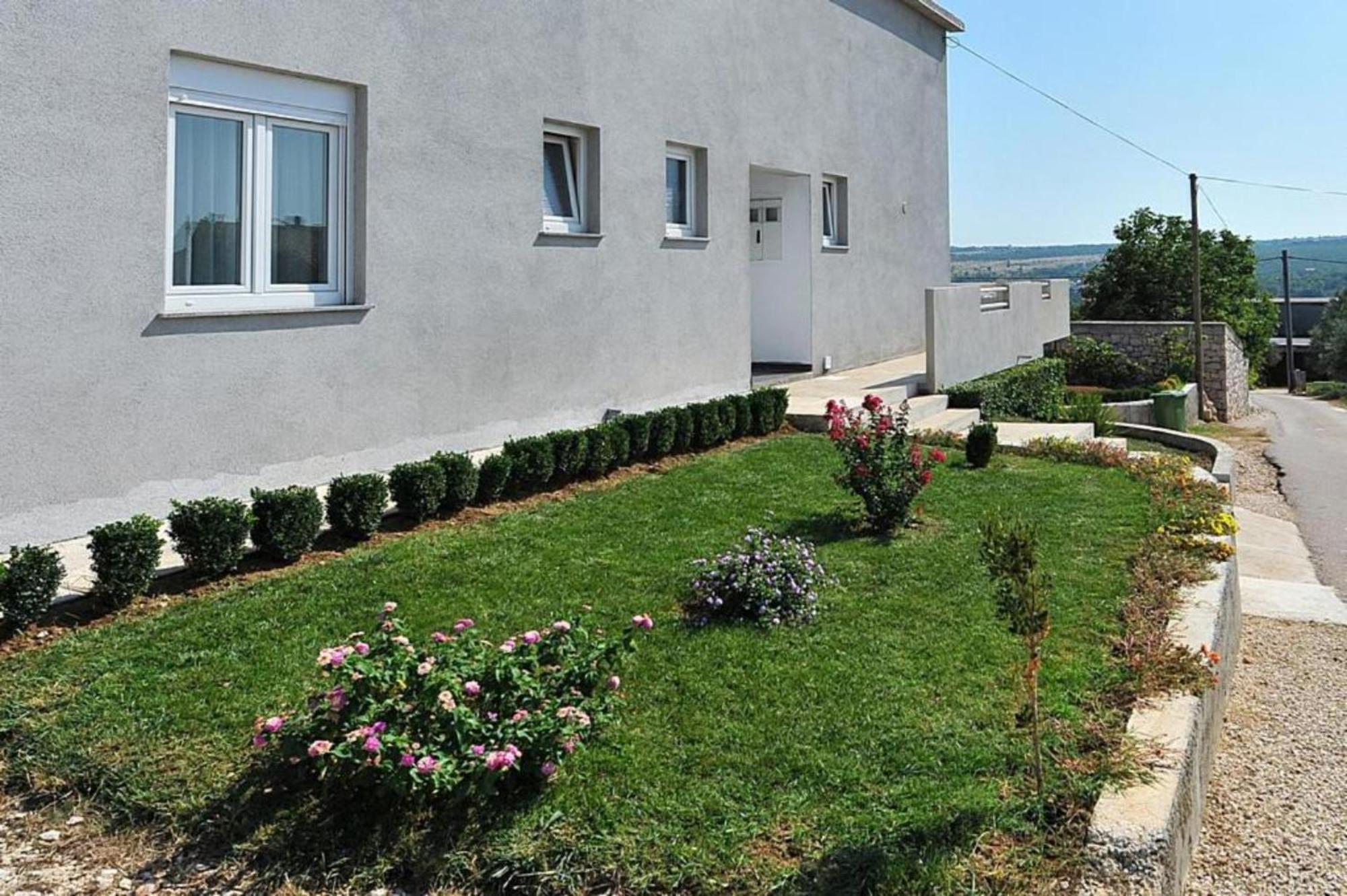 Veliki Apartman Petra Posedarje Esterno foto